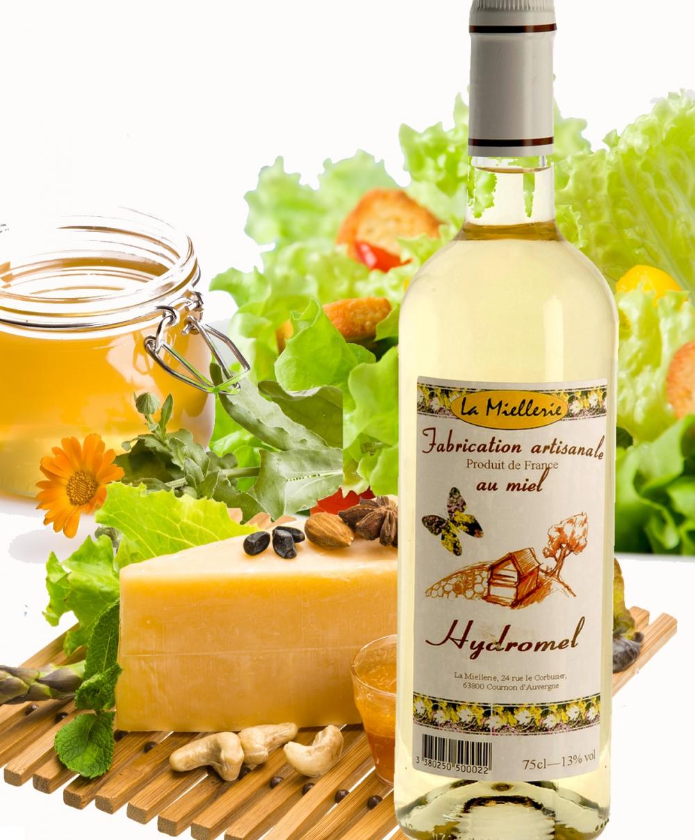 Boisson Fermentee Composé D'eau Et De Miel